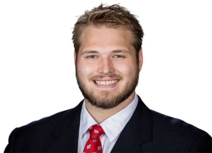 Wisconsin OT Tyler Beach